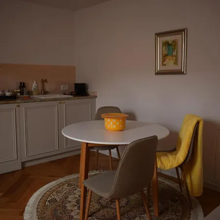 Hotel de apartamente Augsburg Piatra Neamţ